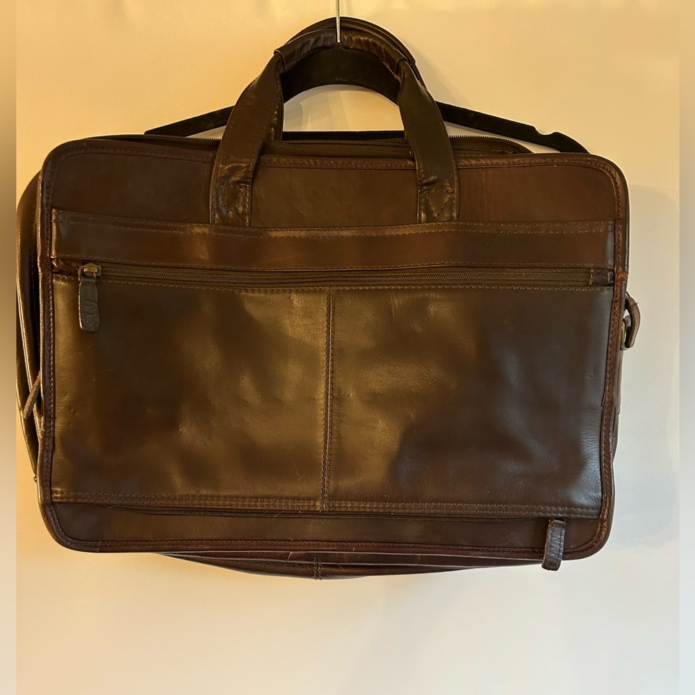 PELLE STUDIO VINTAGE CHOCOLATE BROWN LEATHER MANY COMPARTMENTS LAB/BREIF BAG